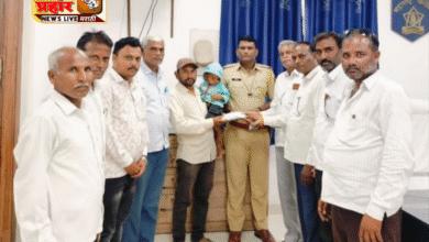 Photo of स्व.विद्याताई मेंडके यांच्या परिवारास भोकर तालुक्यातील ४७ पोलीस पाटलांनी केली ४६ हजाराची मदत